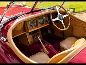 Image 10/12 of Jaguar XK 120 OTS (2003)