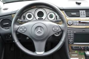 Bild 41/50 von Mercedes-Benz CLS 350 CGI (2008)