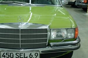 Image 21/50 de Mercedes-Benz 450 SEL 6,9 (1976)