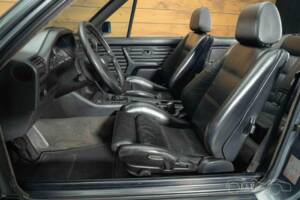 Image 10/19 of BMW 320i (1989)