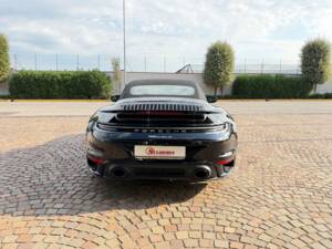 Bild 6/27 von Porsche 911 Turbo S (2020)