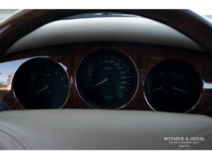 Bild 14/34 von Jaguar XJ 8 4.0 Executive (1999)