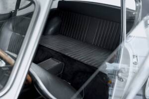 Bild 17/50 von FIAT 850 Racer Convertibile Bertone (1970)