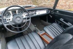 Bild 49/50 von Mercedes-Benz 280 SL (1970)