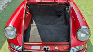 Image 33/42 of Porsche 911 2.4 T &quot;Oilflap&quot; (1972)