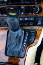 Image 50/50 of Aston Martin Virage Volante (1997)