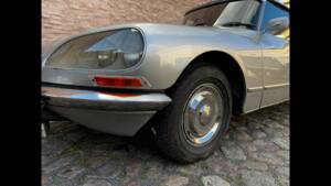 Image 44/67 de Citroën DS 23 Pallas IE (1973)
