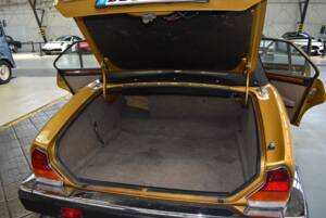 Image 41/47 of Daimler Sovereign 4.2 (1982)