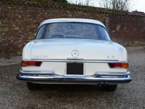 Bild 7/7 von Mercedes-Benz 280 SE 3,5 (1971)
