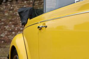 Image 49/50 de Volkswagen Beetle 1303 (1975)