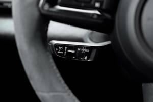 Image 11/13 of Porsche Macan GTS (2026)