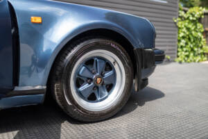 Imagen 7/44 de Porsche 911 Turbo 3.3 (1989)