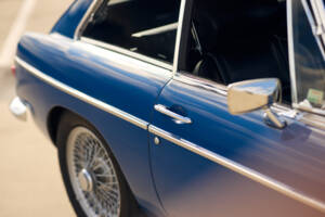 Image 20/100 de MG MGC GT (1970)