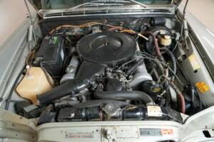 Bild 5/35 von Mercedes-Benz 280 SEL 3,5 (1972)