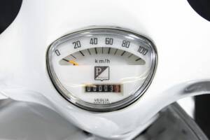 Image 41/49 de Piaggio Vespa 50 SS (1966)
