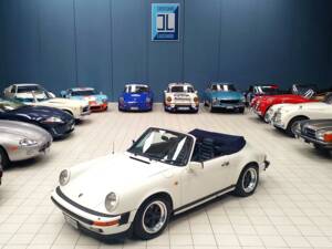 Bild 2/77 von Porsche 911 Carrera 3.2 (1984)