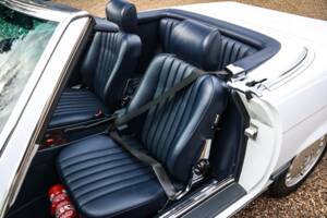 Afbeelding 21/50 van Mercedes-Benz 300 SL (1989)