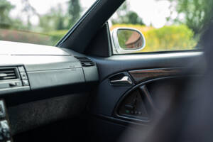 Bild 34/38 von Mercedes-Benz SL 500 (2000)