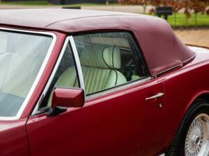 Image 29/50 de Aston Martin V8 EFi Volante (1986)