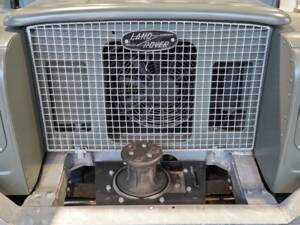 Bild 35/49 von Land Rover 109 (1982)