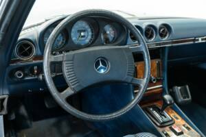 Immagine 28/41 di Mercedes-Benz 450 SLC (1972)