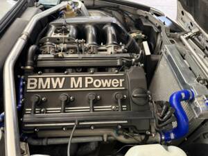 Image 15/21 of BMW M3 (1988)