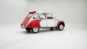 Image 2/15 de Citroën 2 CV 6 Club (1985)