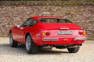 Afbeelding 2/50 van Ferrari 365 GTB/4 Daytona (1973)