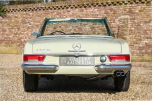 Bild 6/50 von Mercedes-Benz 230 SL (1967)