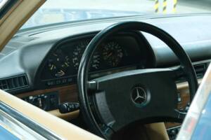 Bild 37/50 von Mercedes-Benz 280 SE (1983)