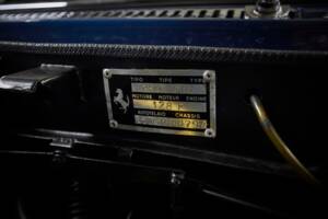 Imagen 97/100 de Ferrari 250 GT 2+2 (1963)