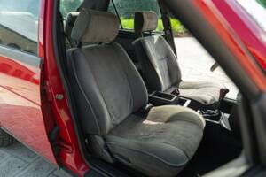 Image 23/47 of Alfa Romeo 75 1.6 (1991)