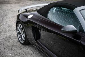 Immagine 14/35 di Audi R8 V10 Spyder (2011)