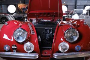 Bild 32/46 von Jaguar XK 120 FHC (1952)