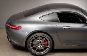 Image 8/29 of Mercedes-AMG GT-S (2015)