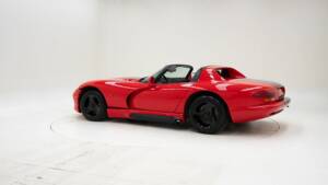 Image 4/15 of Chrysler Viper RT/10 (1994)