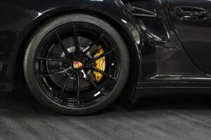 Image 27/30 of Porsche 911 Turbo (2006)