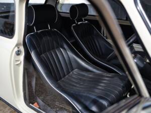 Image 26/50 of Austin Mini Cooper 850 (1968)