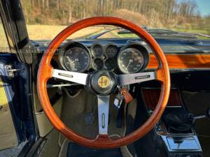 Afbeelding 38/99 van Alfa Romeo 2000 GT Veloce (1973)