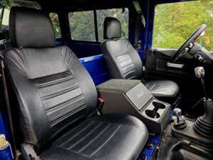 Bild 19/22 von Land Rover Defender 110 Turbo Diesel (1987)