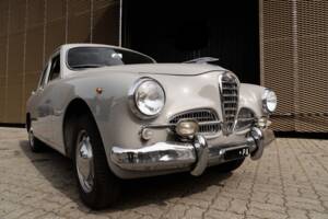Image 26/54 de Alfa Romeo 1900 TI Super Berlina (1955)