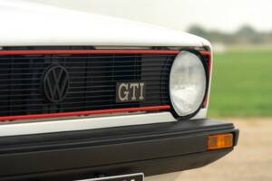 Image 7/40 of Volkswagen Golf I GTI 1.6 (1980)