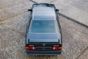 Bild 11/32 von Mercedes-Benz 190 E 2.5-16V (1992)