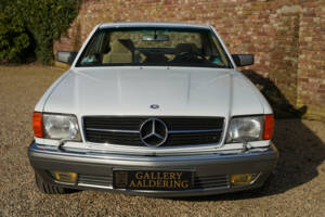 Image 20/50 of Mercedes-Benz 560 SEC (1987)