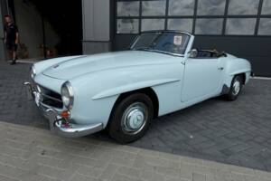 Image 9/43 of Mercedes-Benz 190 SL (1957)