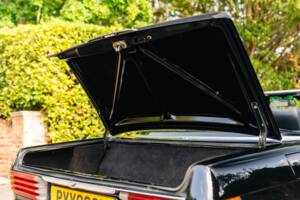 Image 27/30 de Mercedes-Benz 500 SL (1983)