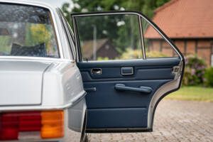 Afbeelding 35/63 van Mercedes-Benz 230&#x2F;6 (1974)