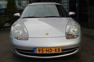 Image 4/8 of Porsche 911 Carrera (1998)