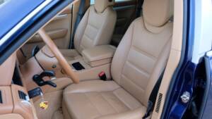 Immagine 58/70 di Porsche Cayenne S (2007)