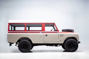 Afbeelding 6/33 van Land Rover 109 (1989)